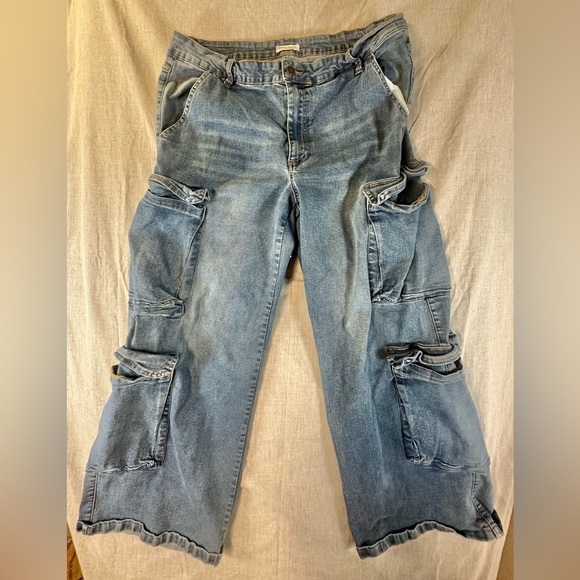 Blue Turtle Denim - Blue Turtle Baggy Y2K Cargo Jeans